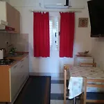Studio Ivica Apartment Primosten