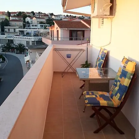 Studio Ivica Apartment