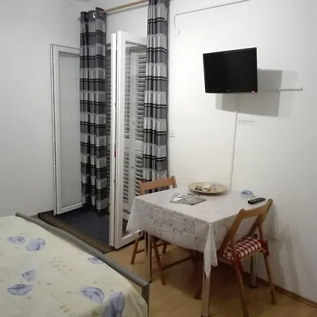 Studio Ivica Apartment *